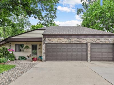 1398 Summit Cir, West Saint Paul, MN, 55118