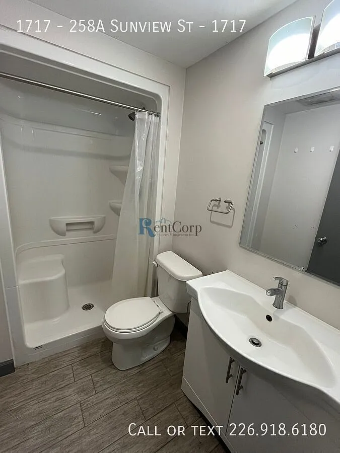 Building Photo - 1717 Sunview St #1717-258A