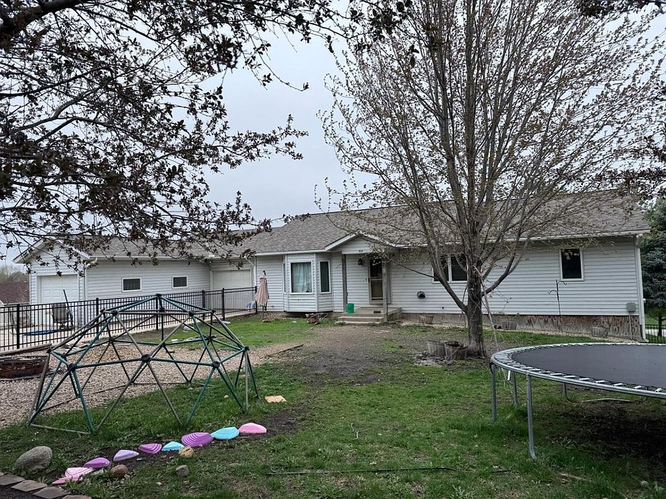 1st image of 702 Idaho St SW