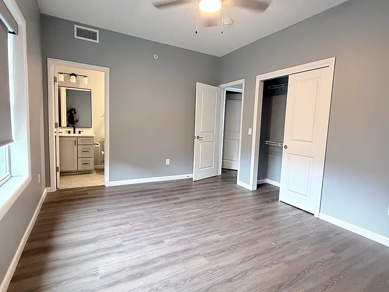 521-531 N 4th Ave #3 — Photo 7