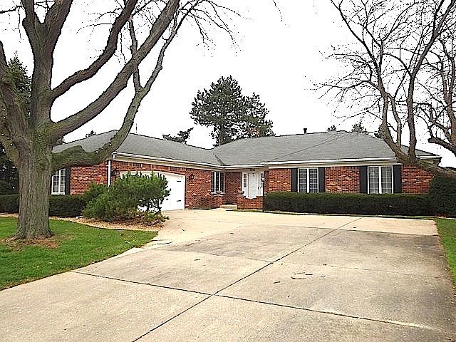 1st image of 3065 Rosemont Dr