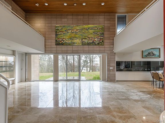 3rd image of 3 Paddock Court