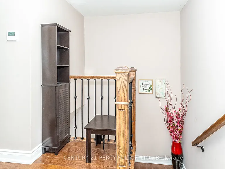 350 Camelot Ct #38 — Photo 31