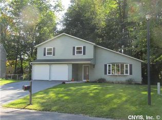 8023 Thyme Cir, Liverpool, NY 13090