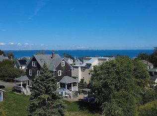 27 Westmoreland St, Narragansett, RI 02882