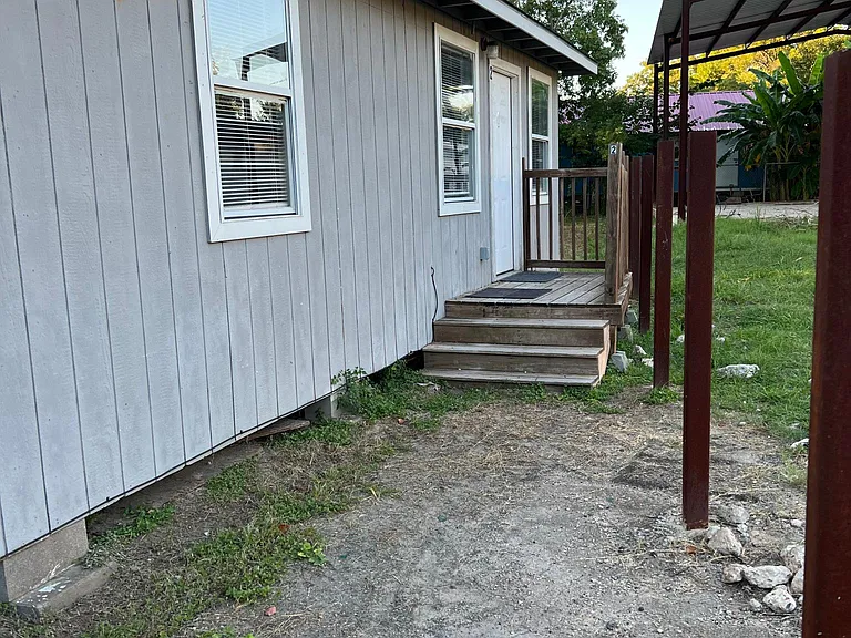 528 Pine St #2 — Photo 9