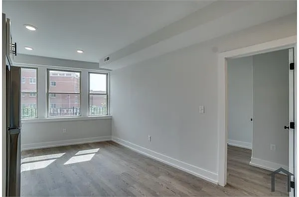 Building Photo - 3126 16th St NW #3