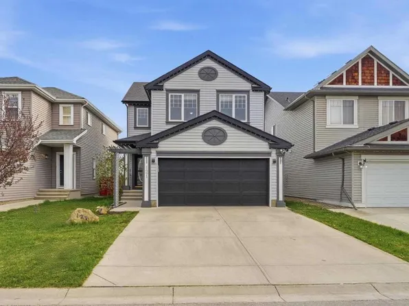 121 SW Copperstone Close SE, Calgary, AB T2Z 0P4