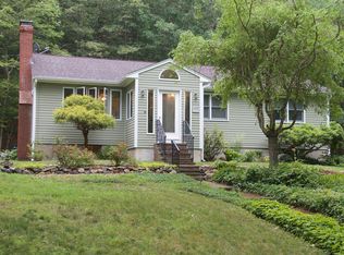 704 Haverhill St, Rowley, MA 01969