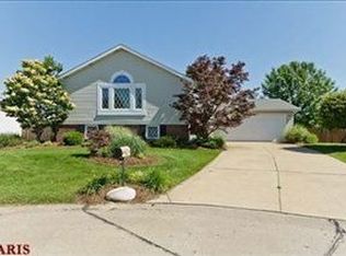 761 Bull Valley Dr, Saint Peters, MO 63304