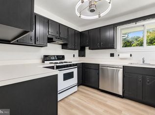 51 Farrell Ave, Ewing, NJ 08618
