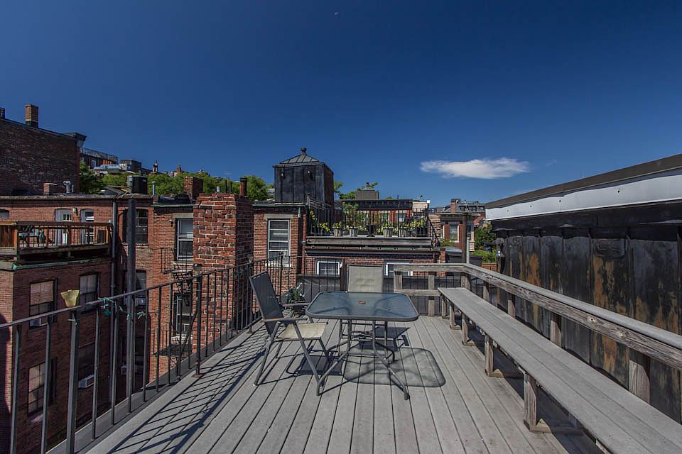 Common Roof Deck