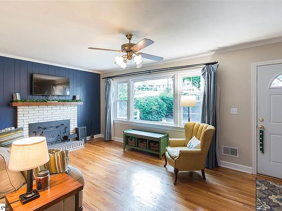 2nd image of 23 Conway Dr