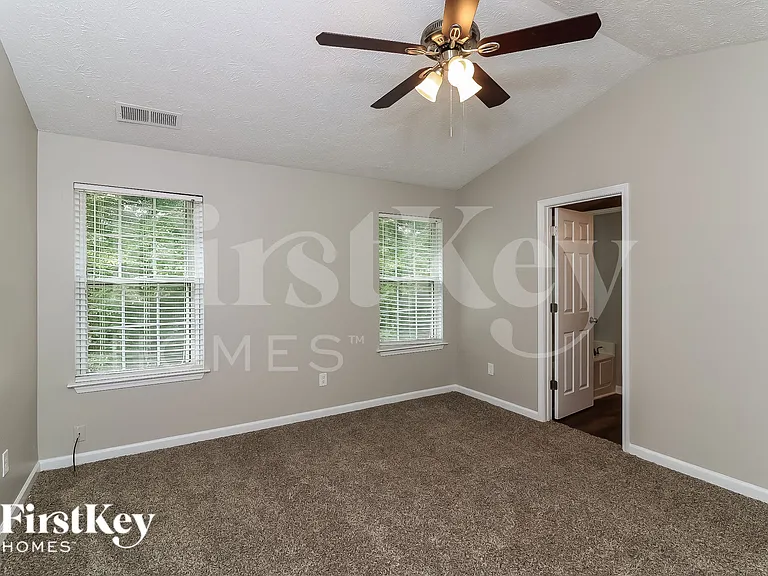 4224 Arrowhead Pointe — Photo 8