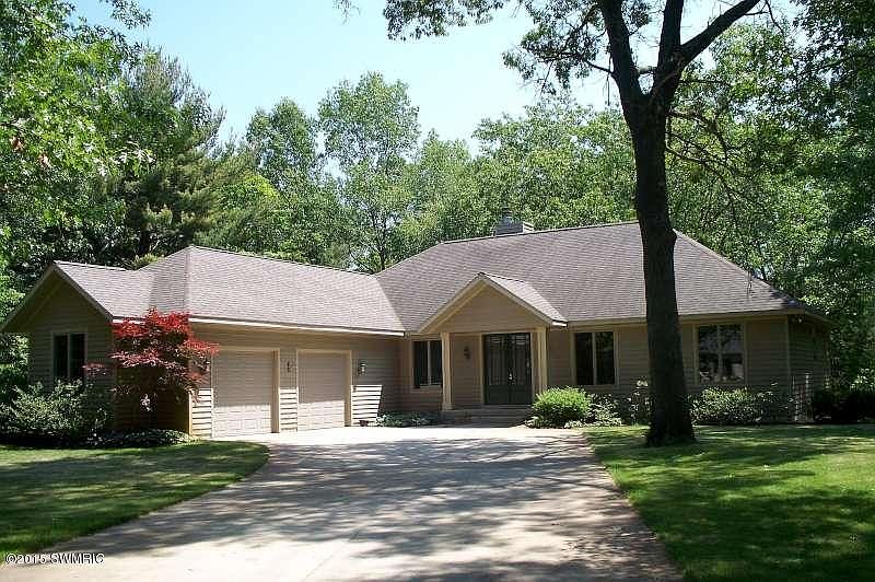 1st image of 1375 Crestbrook Ave