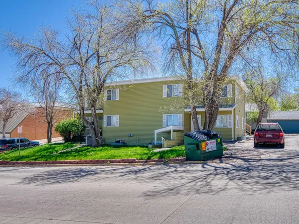 103 W 7th St, Gillette, WY 82716