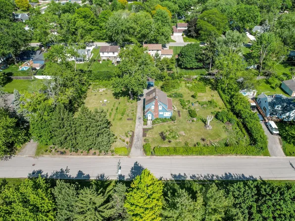 2861 Crystal Dr, Ann Arbor, MI 48108