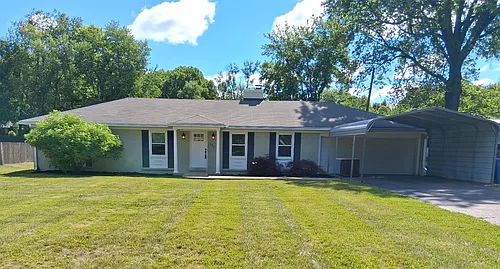 533 Grantchester St Photo 1
