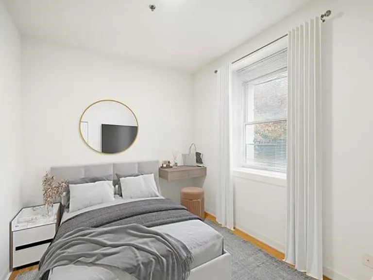 716 Madison St #106 — Photo 9