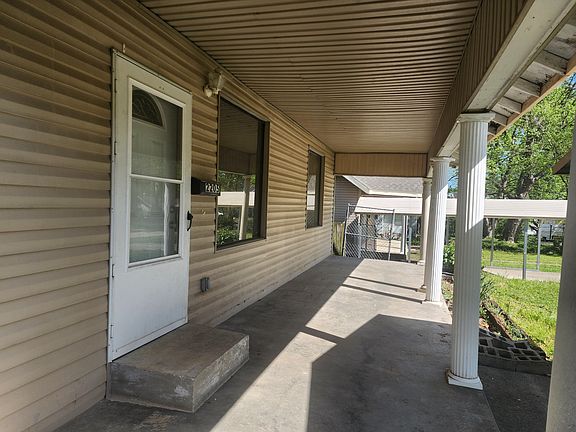 4th image of 2205 N Boonville Avenue