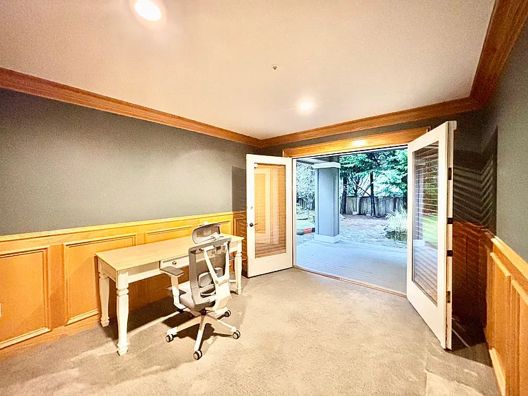 13211 NE 10th Pl — Photo 14