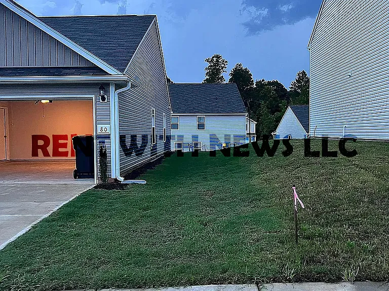 80 Shallow Dr — Photo 21