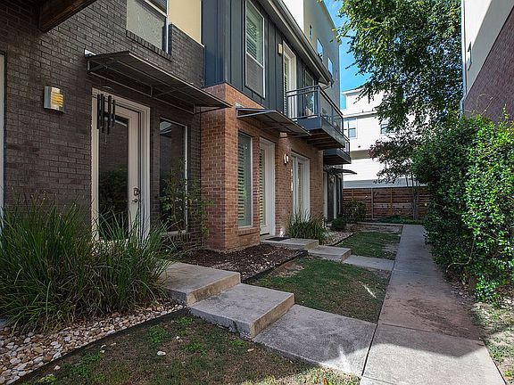 2nd image of 1205 Kinney Ave APT J