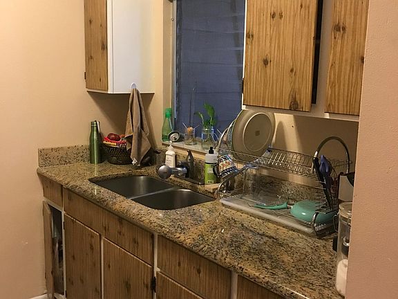 3rd image of 1155 Washington Ave