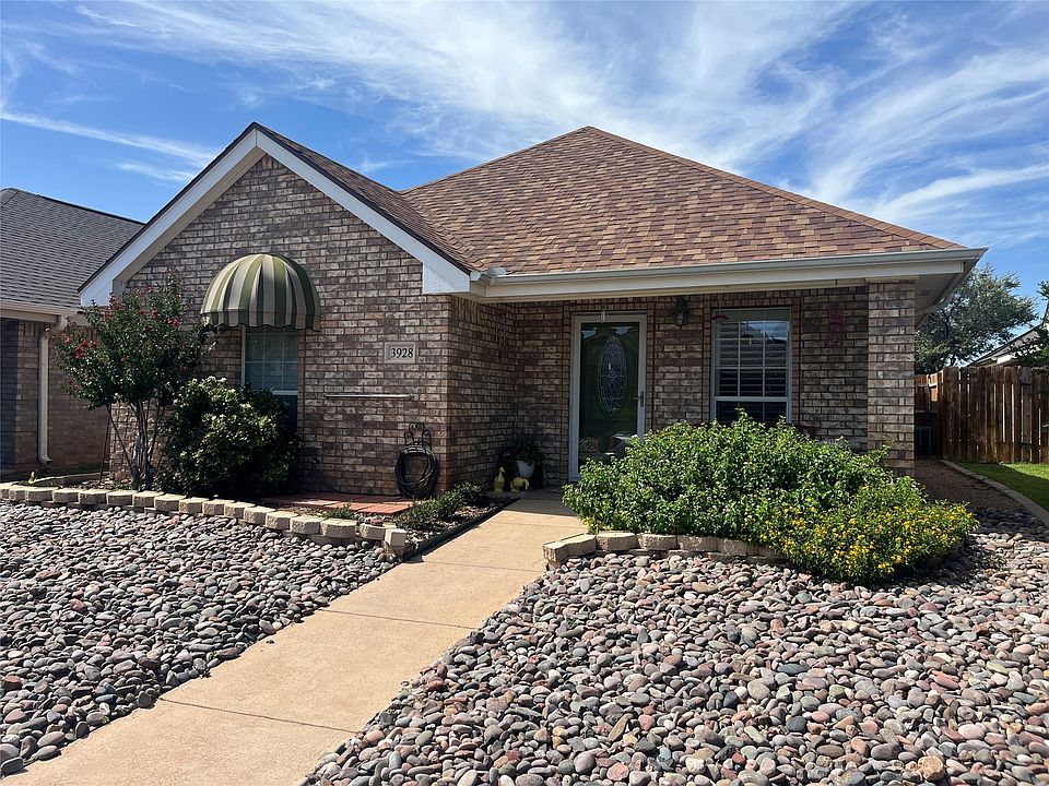 1st image of 3928 Garden Grove Ln
