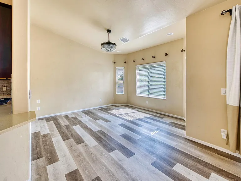 6422 E Saddlehorn Cir — Photo 5