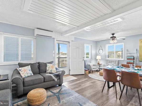 511 Robin Dr Unit 301, Ocean City, MD 21842