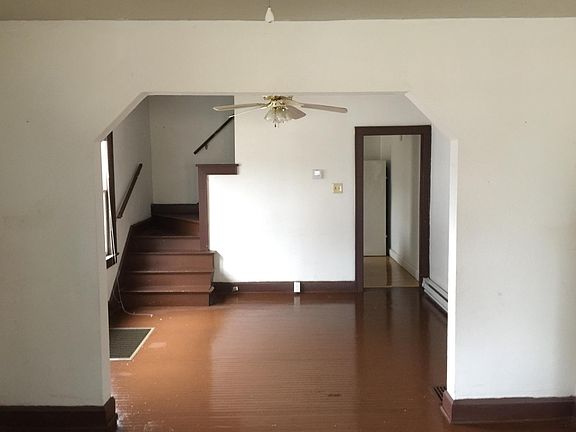 3rd image of 115 N Guilford Ave