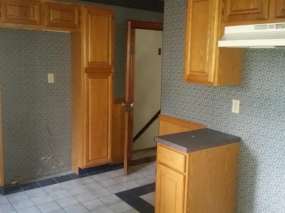 5th image of 81 Cedar Ave