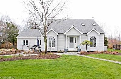 1st image of 621 Wellesley Cir