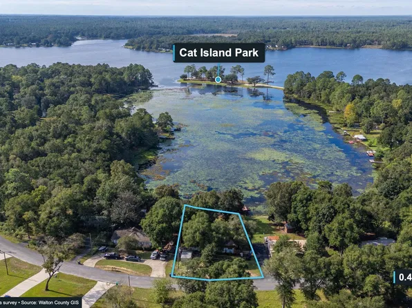 699 Squirrel Rd, Defuniak Springs, FL 32433