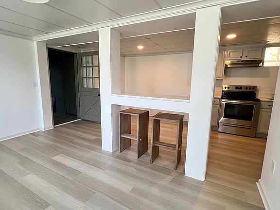 Living Room/Kitchen