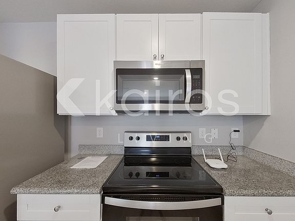 4th image of 131 Swallowtail Ln