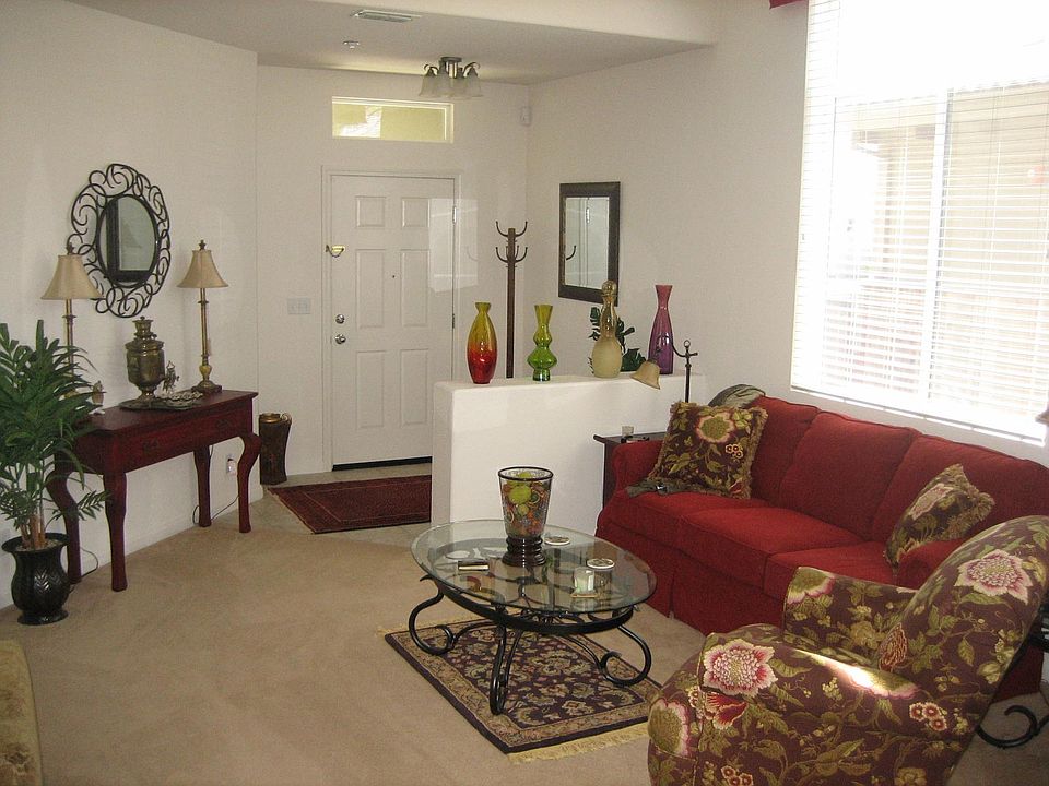 1st image of 782 Hatcher Dr