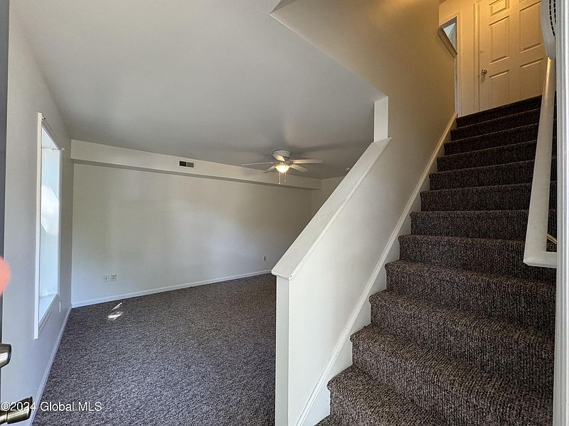 4th image of 89 Montcalm Street