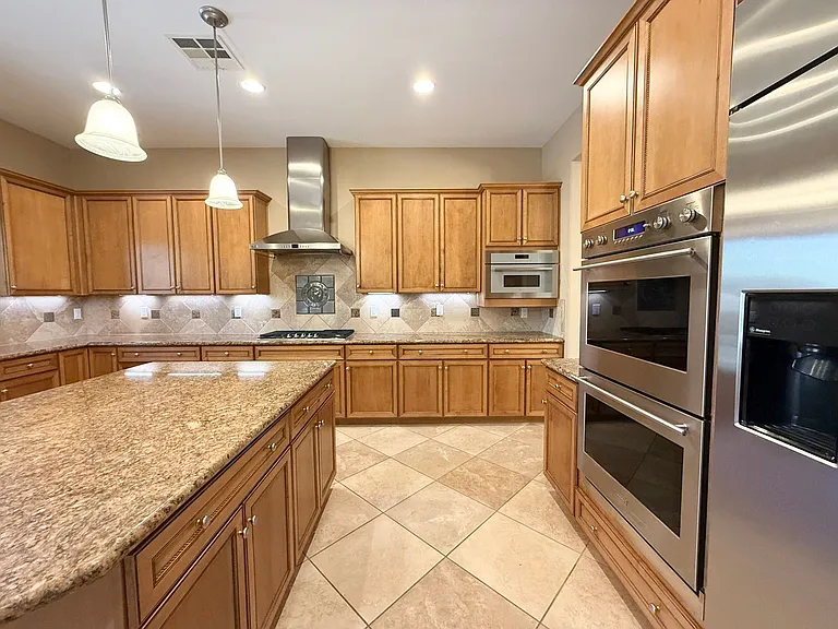 11556 Bohemian Forest Ave — Photo 8