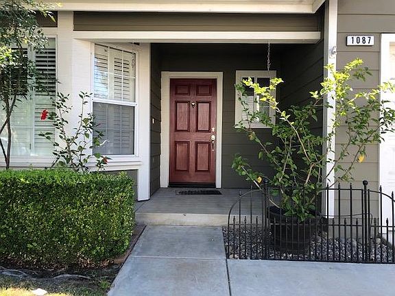 2nd image of 1087 E Monticello Cir