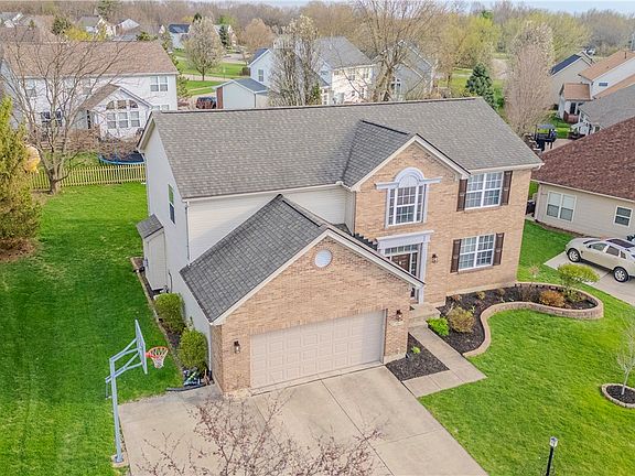 2nd image of 91 Hillcrest Dr