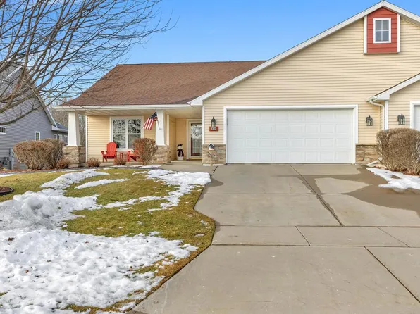 436 Maple Leaf COURT, Manitowoc, WI 54220