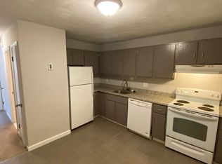 80 Locust Ave #C110, Worcester, MA 01604