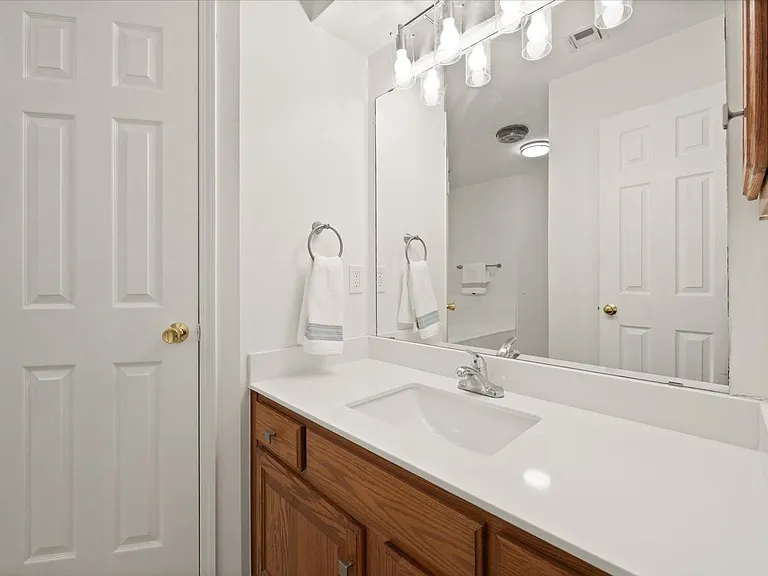 1116 Earl A Rodkey Dr — Photo 10