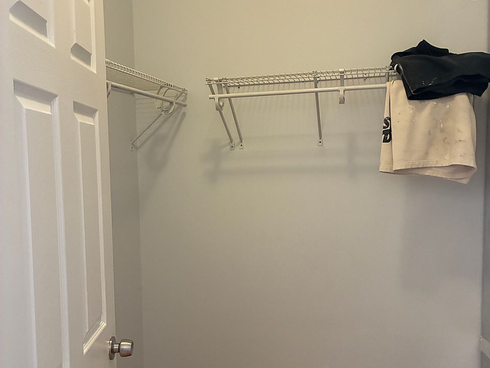 BEDROOM #1 WALK-IN CLOSET