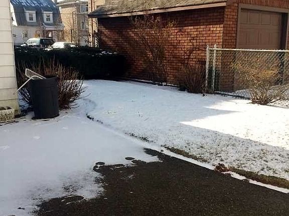 5th image of 392 Columbia Ave