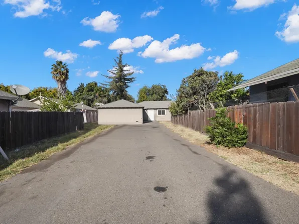 1713 Tonilane, Modesto, CA 95351