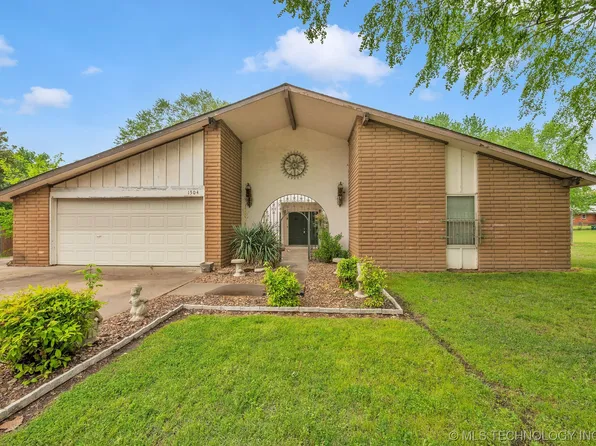 1504 3rd Ave, Warner, OK 74469