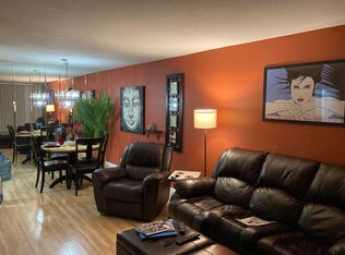2809 N Los Felices Cir E UNIT G213, Palm Springs, CA 92262